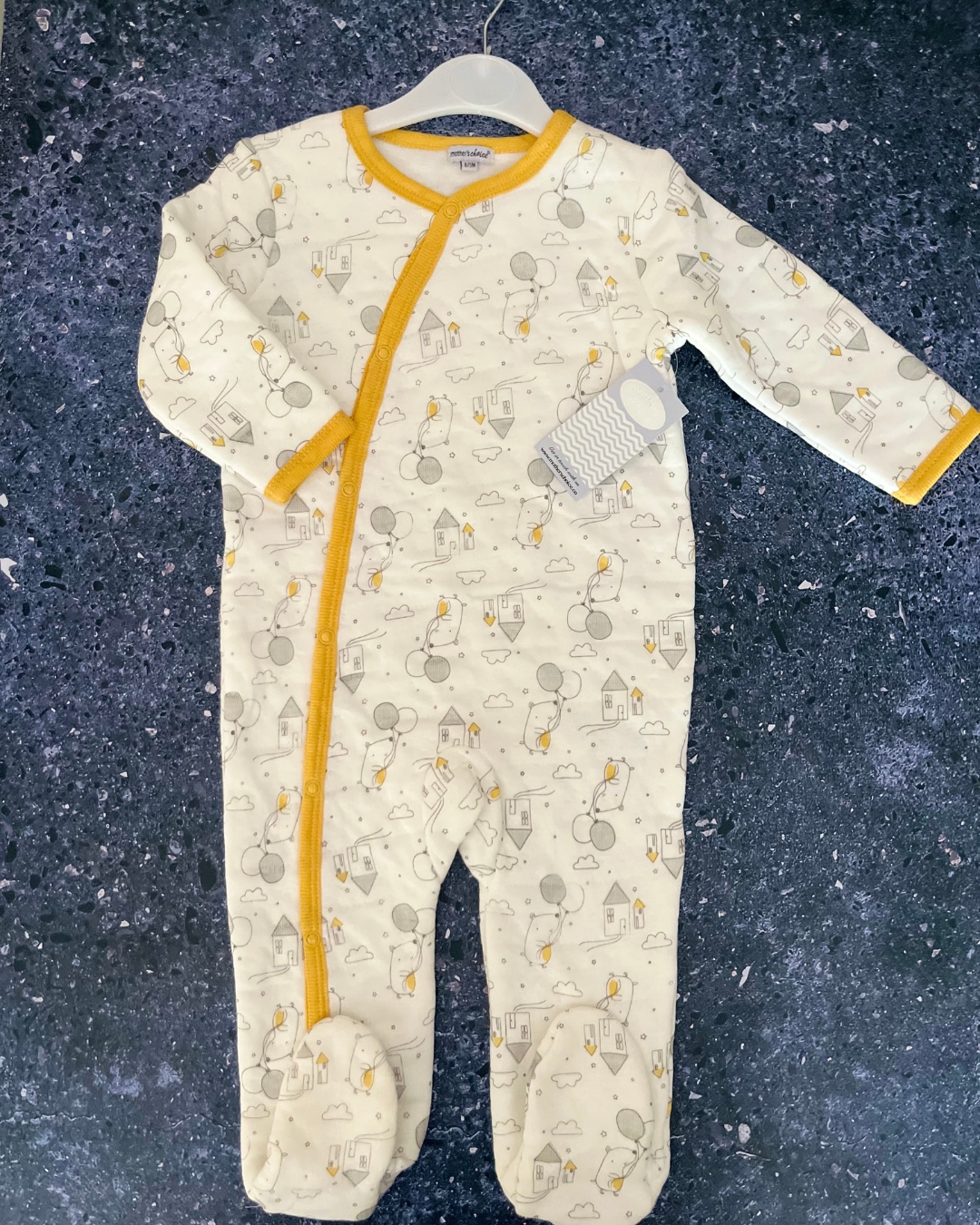 *NEW* Mothers Choice white birthday bear onesie 0/3M