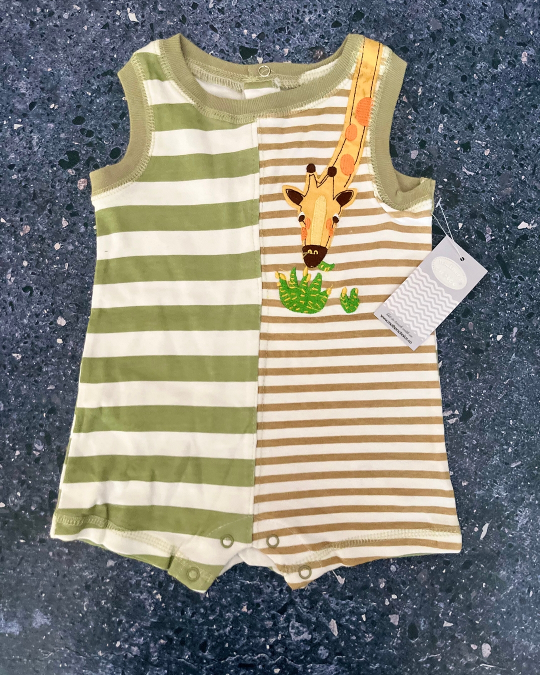 *NEW* Mothers Choice green and brown striped giraffe romper 0/3M
