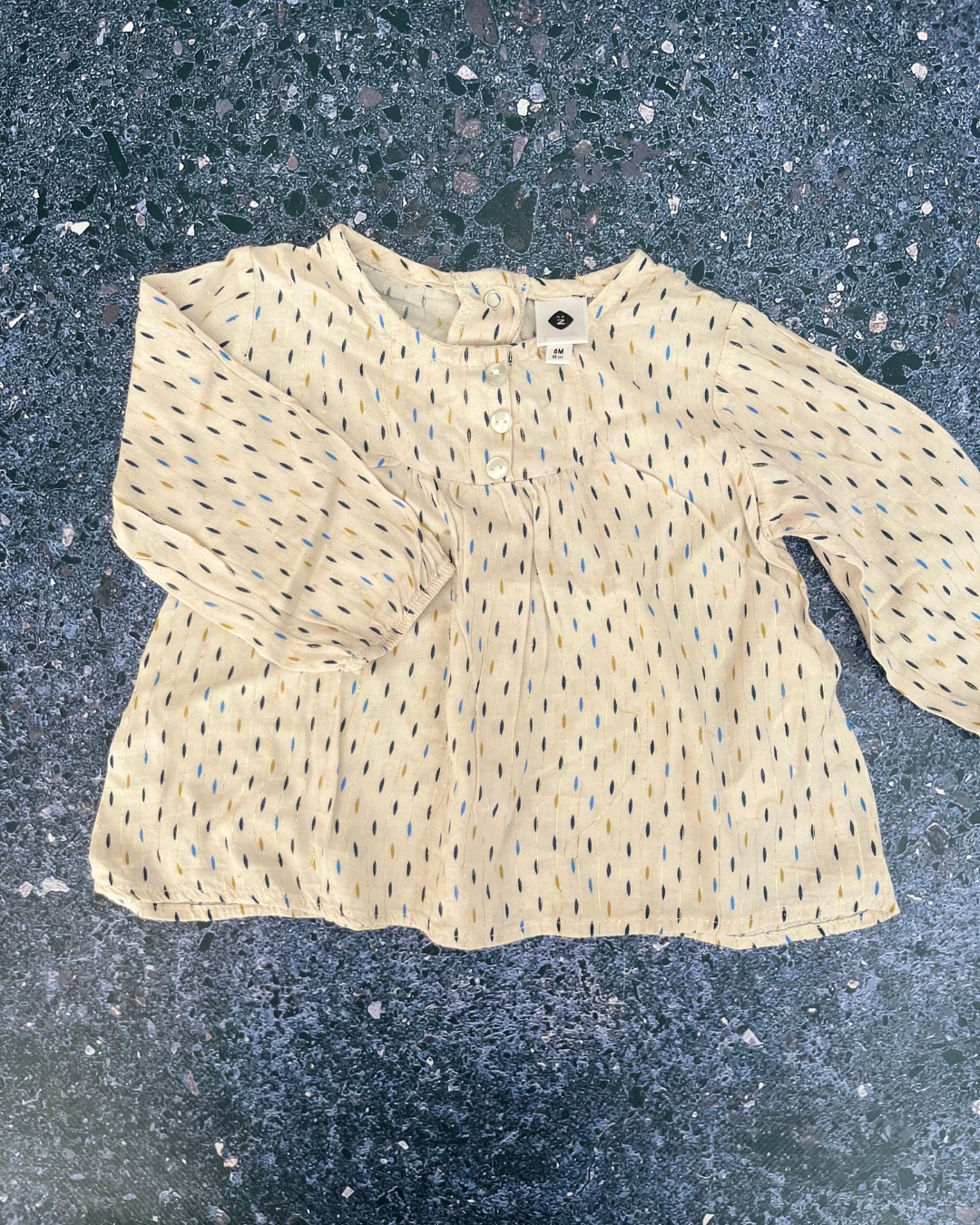 Granadilla beige speckled top 6M