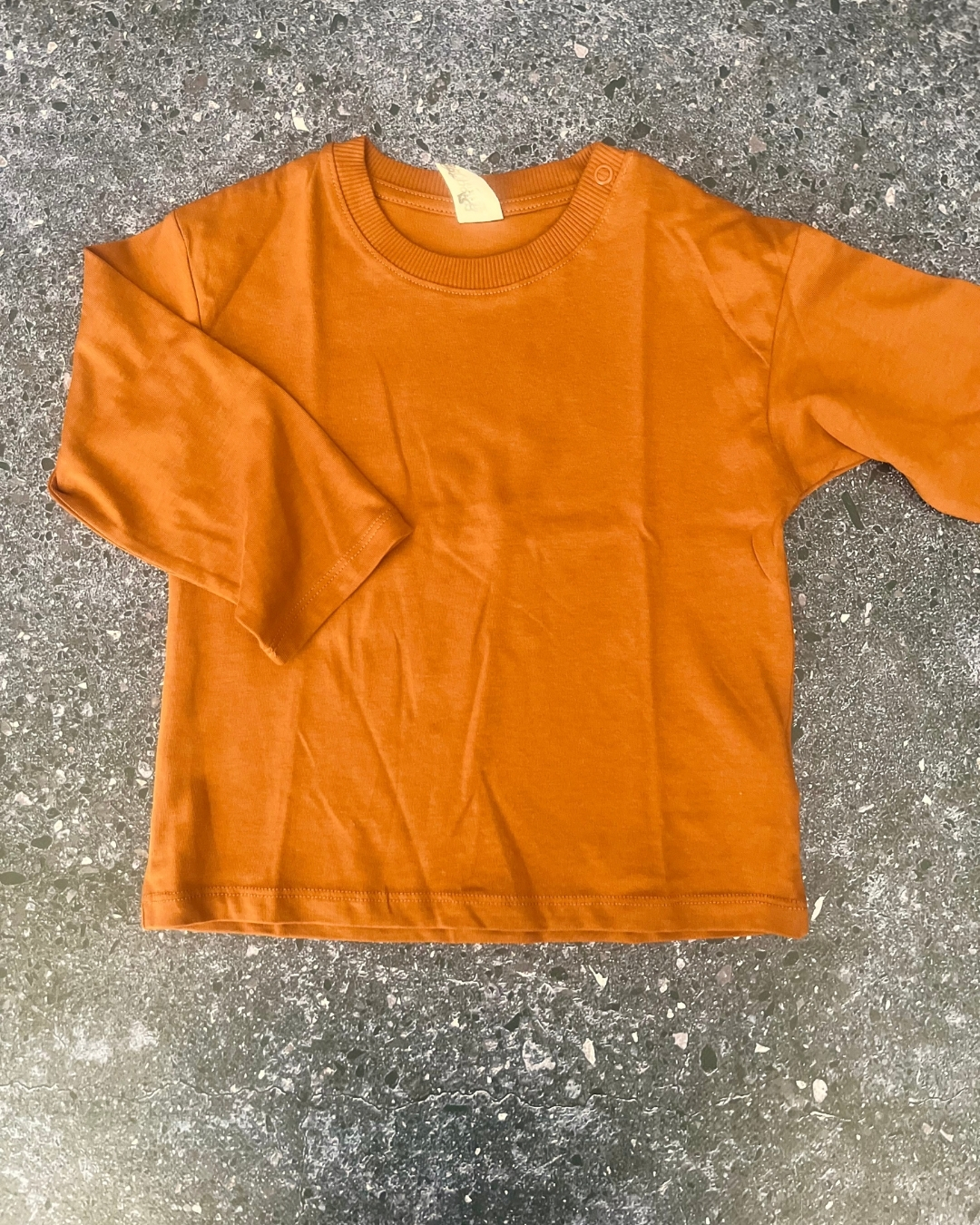 H&M burnt orange long sleeve T-shirt 12/18M