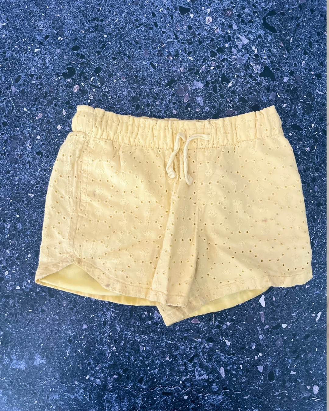 Cat & Jack yellow tonal shorts 5Y
