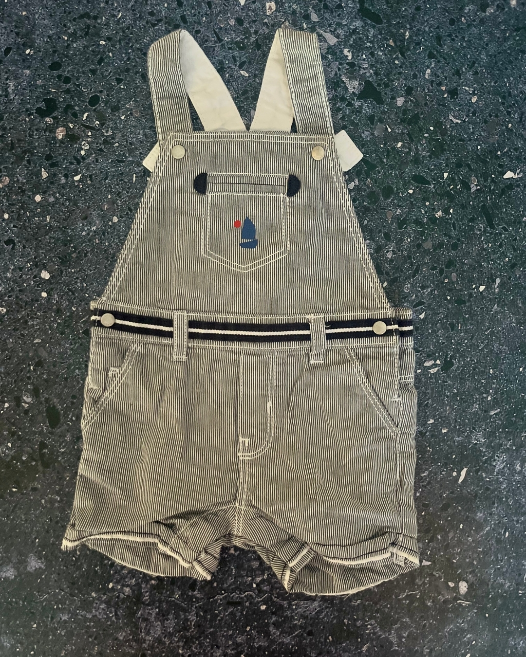 Obaibi thin black striped romper 6M