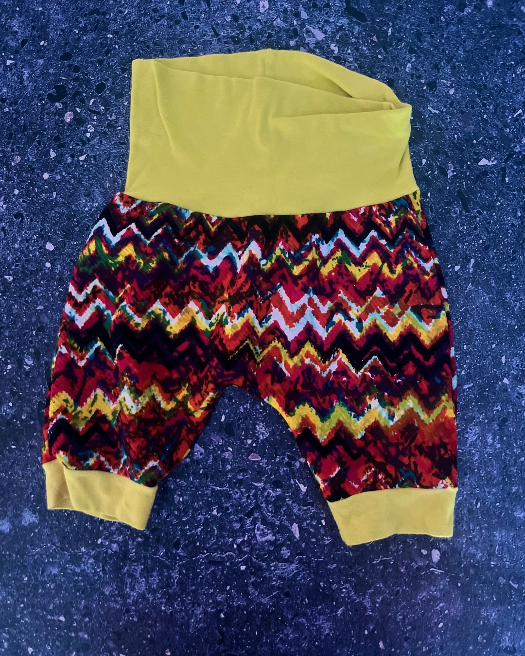 Belle & Tyke yellow trim multi colour pants 1/3M