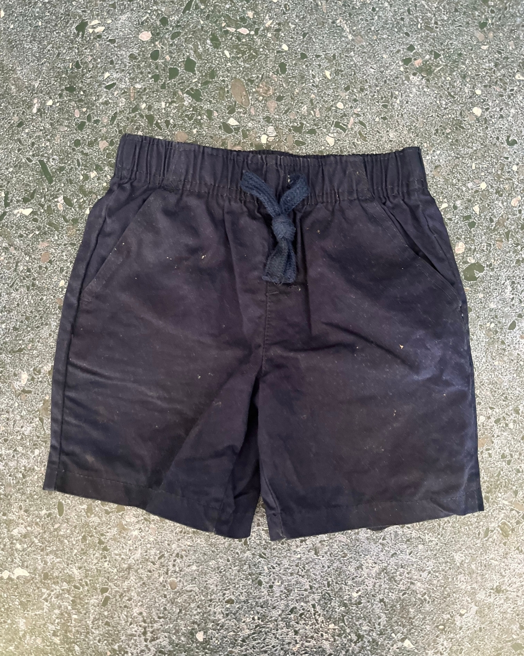 Waga Dude navy shorts 2/3Y