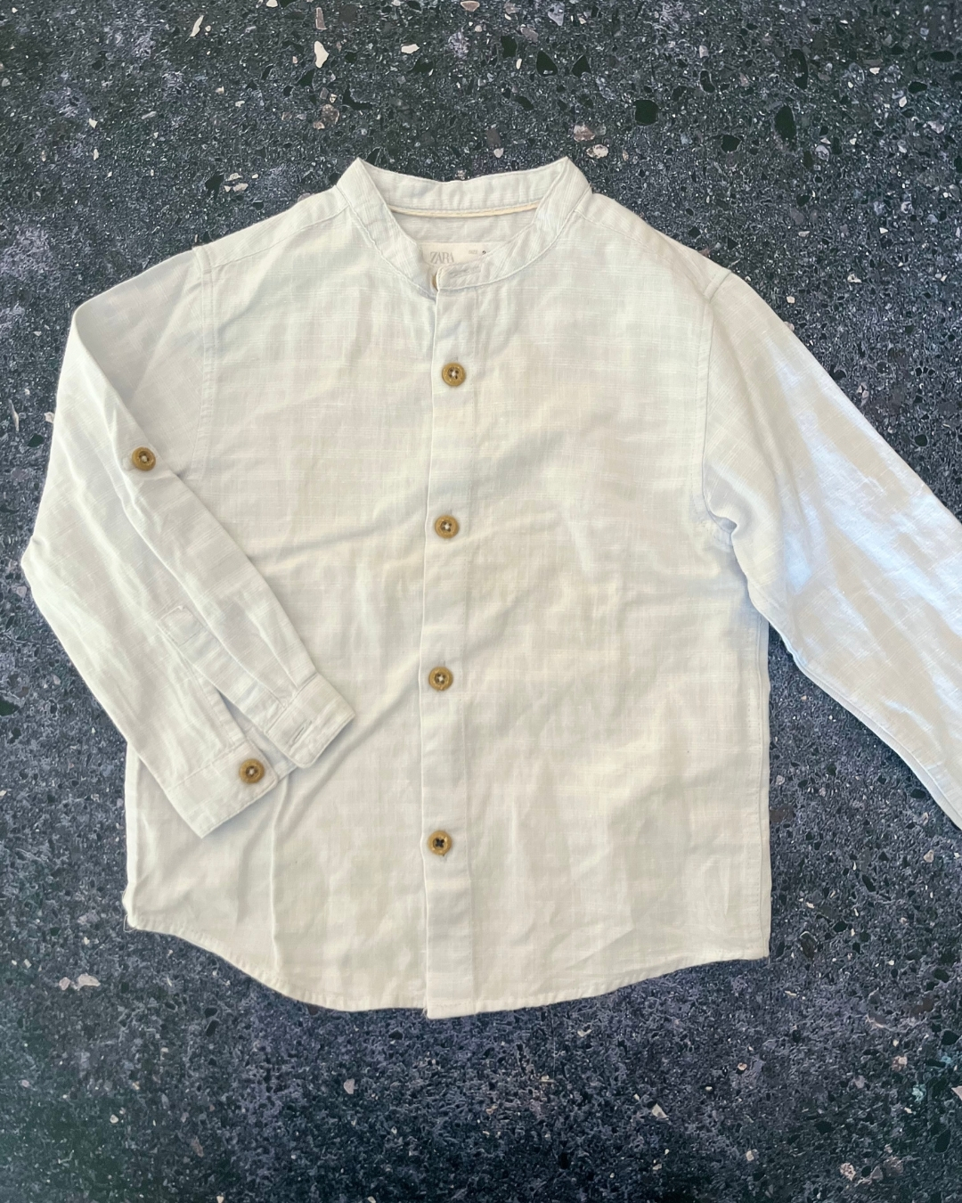 Zara white and blue thin lined top 2/3Y