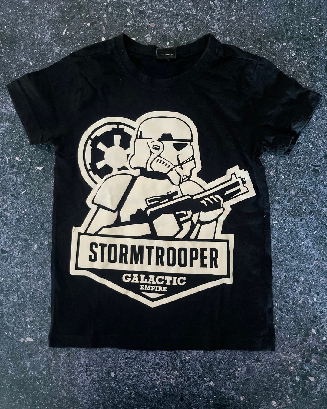 Star Wars black T-shirt 7/8Y