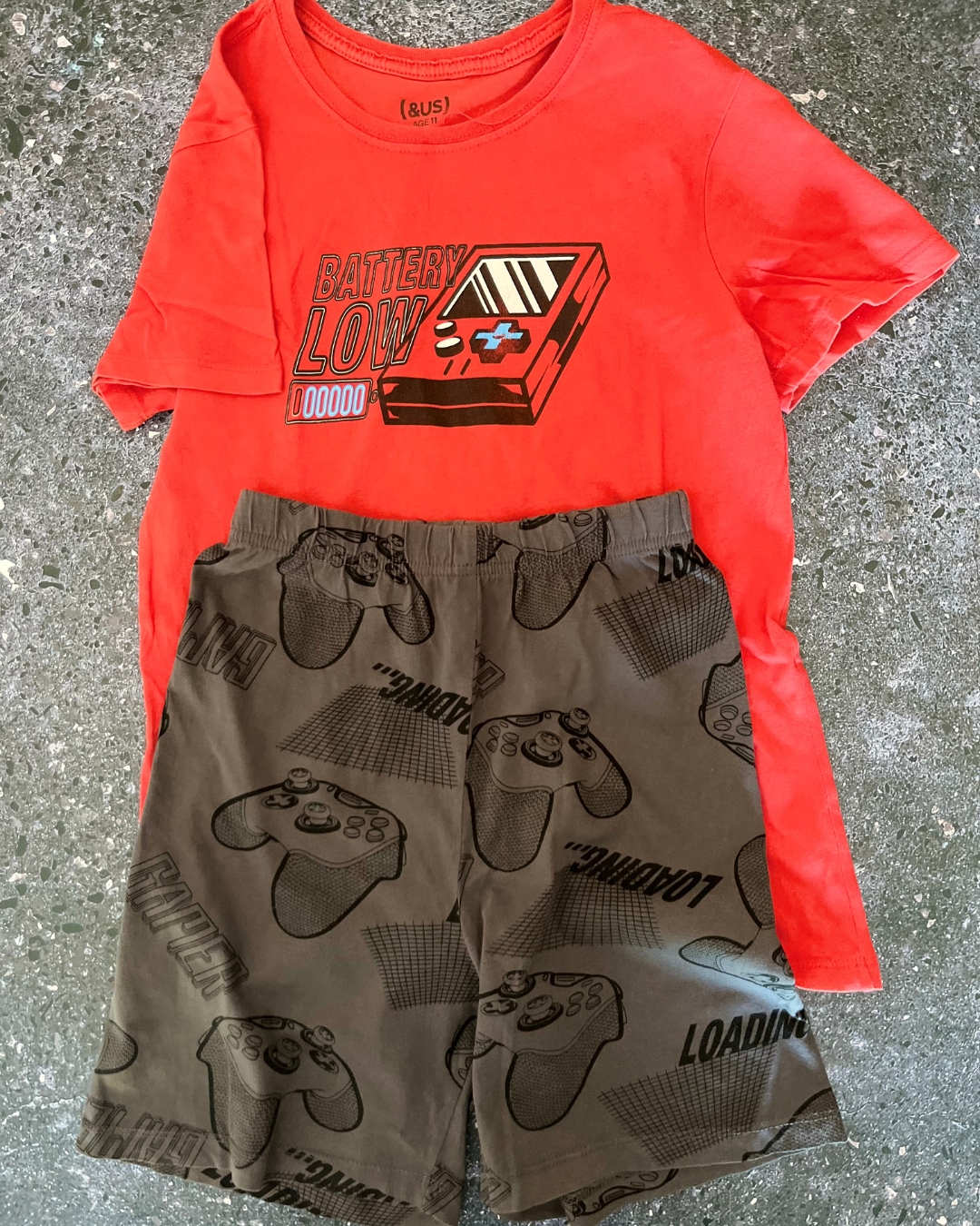 &US red battery low pajama set 11Y