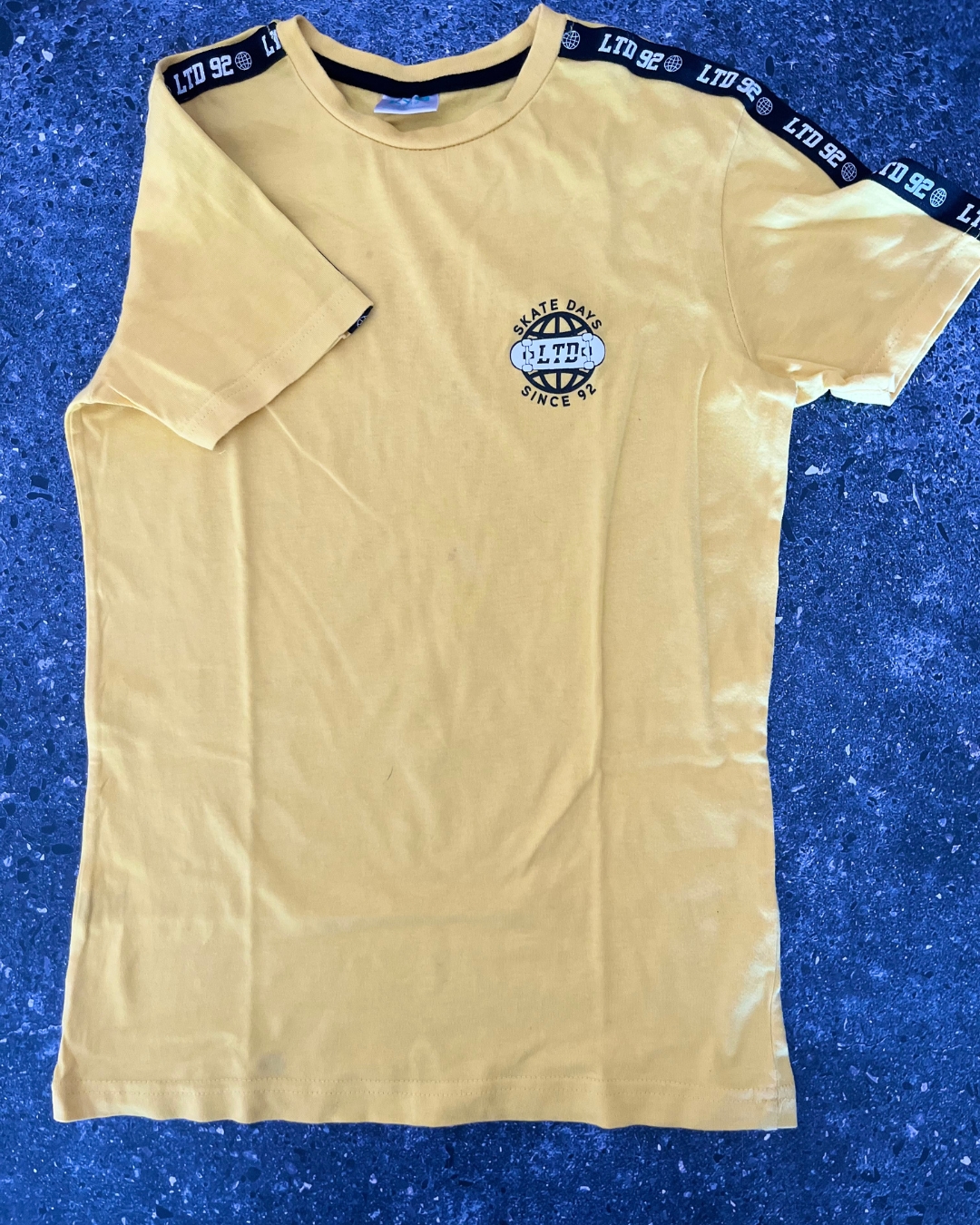 LTD yellow Skate Days T-shirt 11/12Y