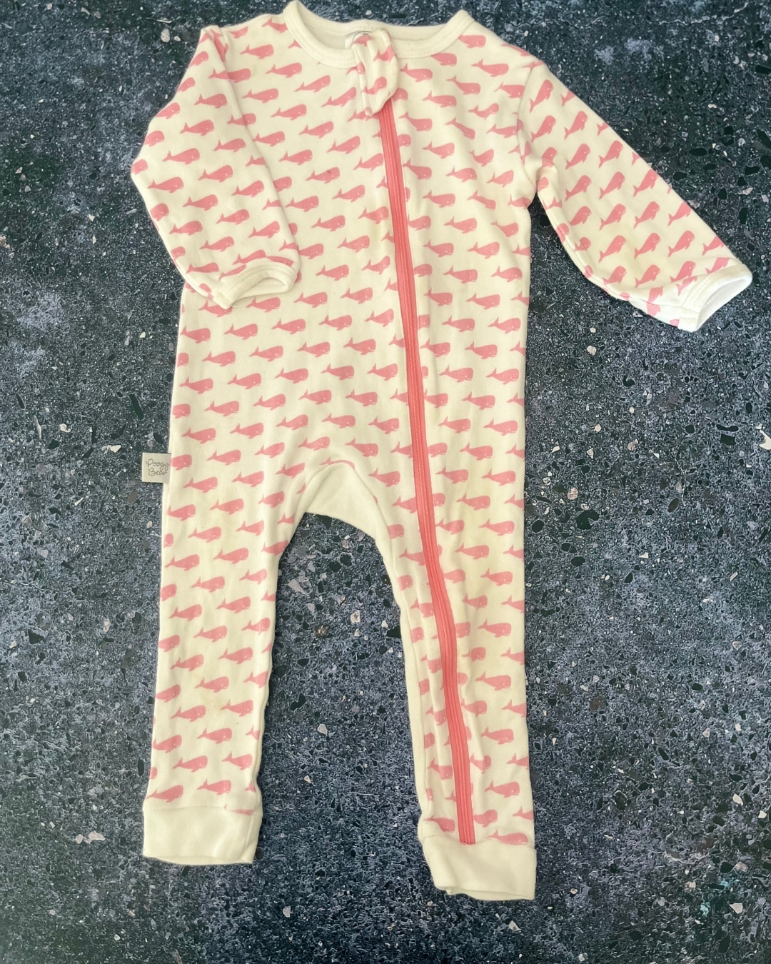 Poogy Bear white whales onesie 12/18M