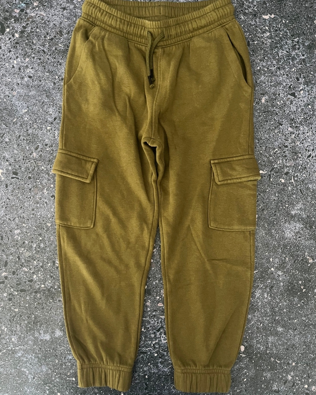 H&M olive green pants 6/7Y