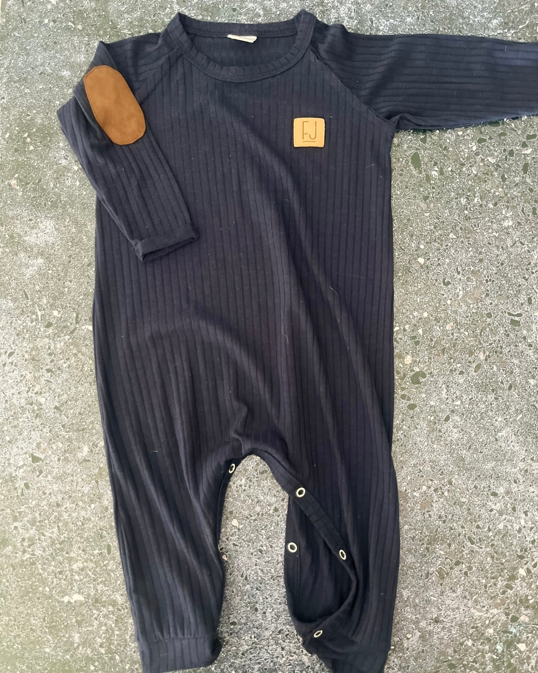 Flynn Jaxon navy ribbed onesie 2/3Y
