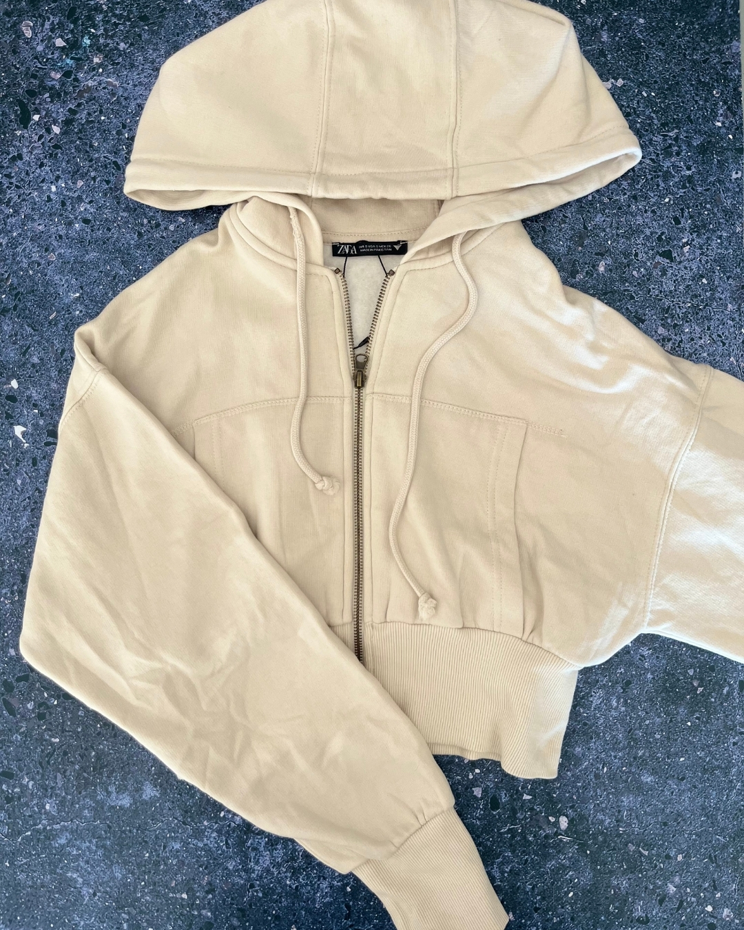 Zara beige hoodie Small