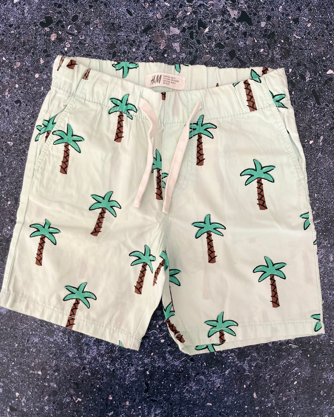 H&M green palm trees shorts 3/4Y