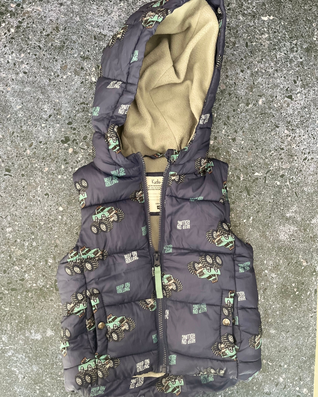 Woolworths blue tractor puffer jacket 4Y