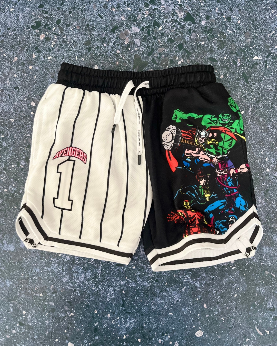 Cotton On Avengers shorts 3Y