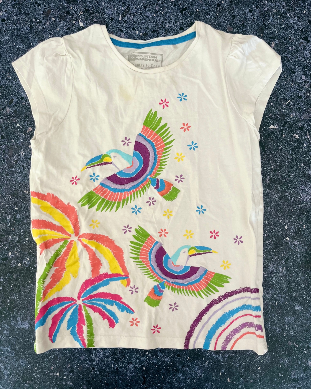 Mountain Warehouse white toucan T-shirt 7/8Y