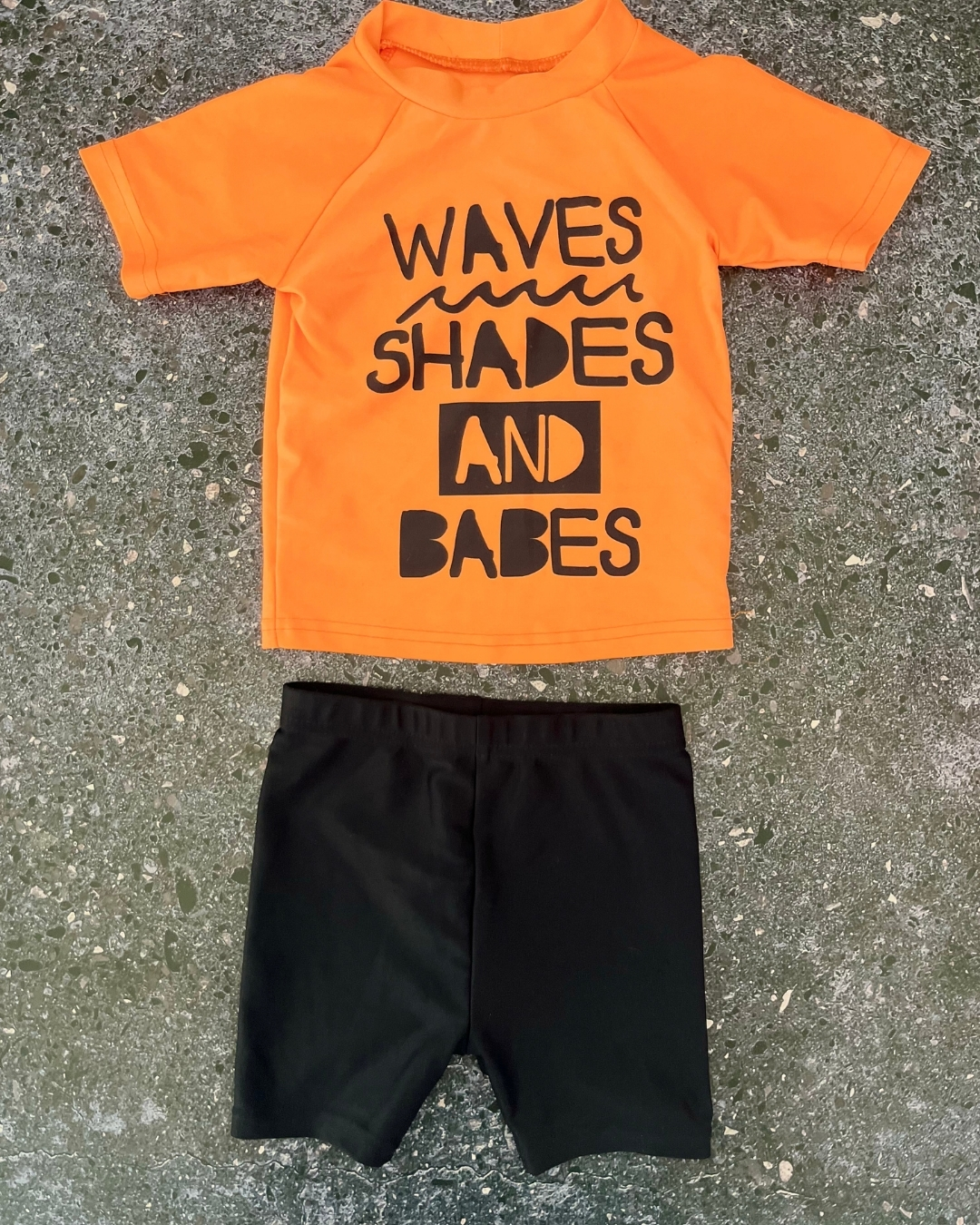 Woolworths orange Waves rash vest and shorts 6/12M