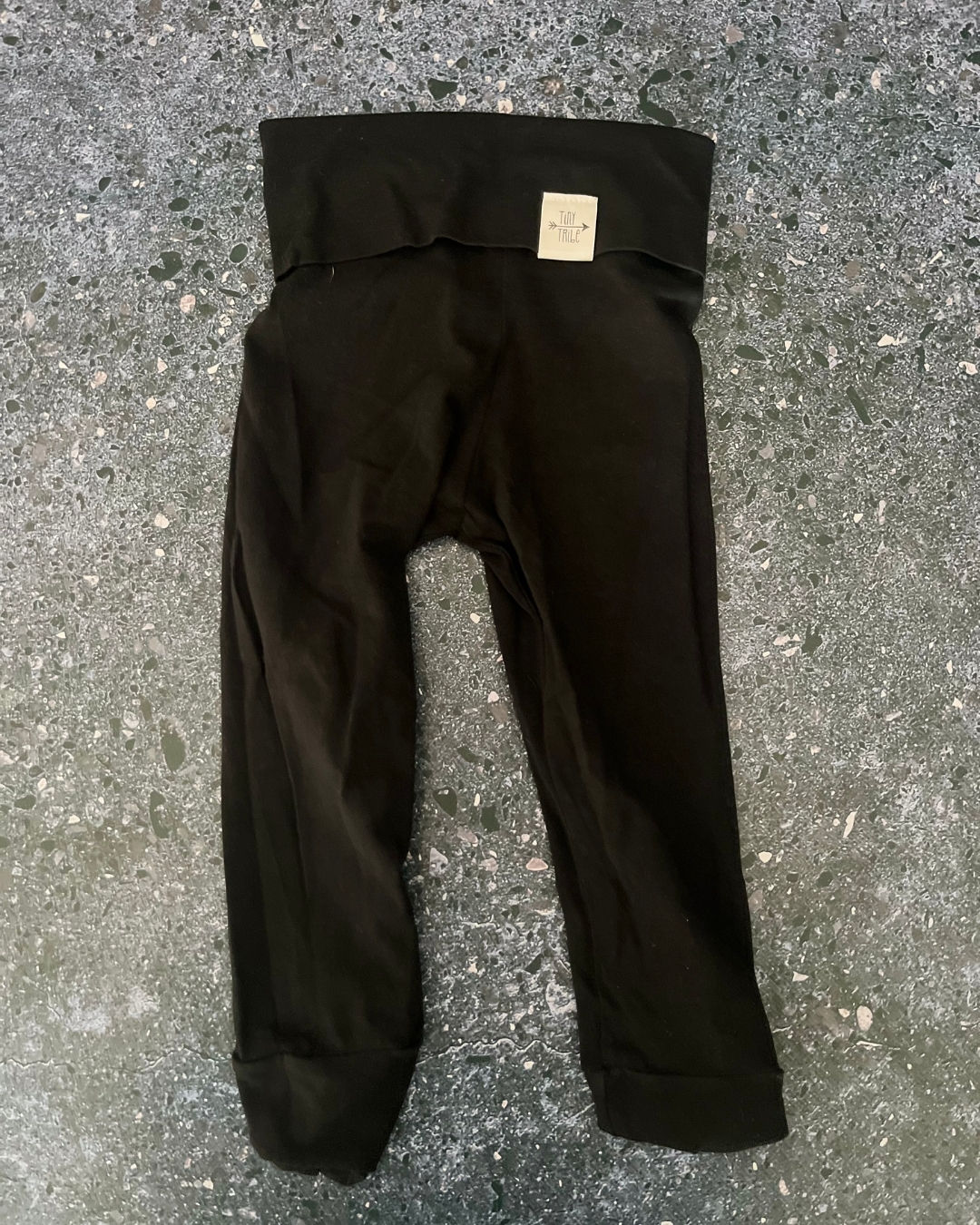 Tiny Tribe black pants 2/3Y