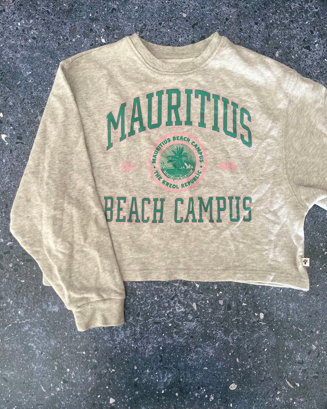 The Kreol Republic grey Mauritius sweater 10Y