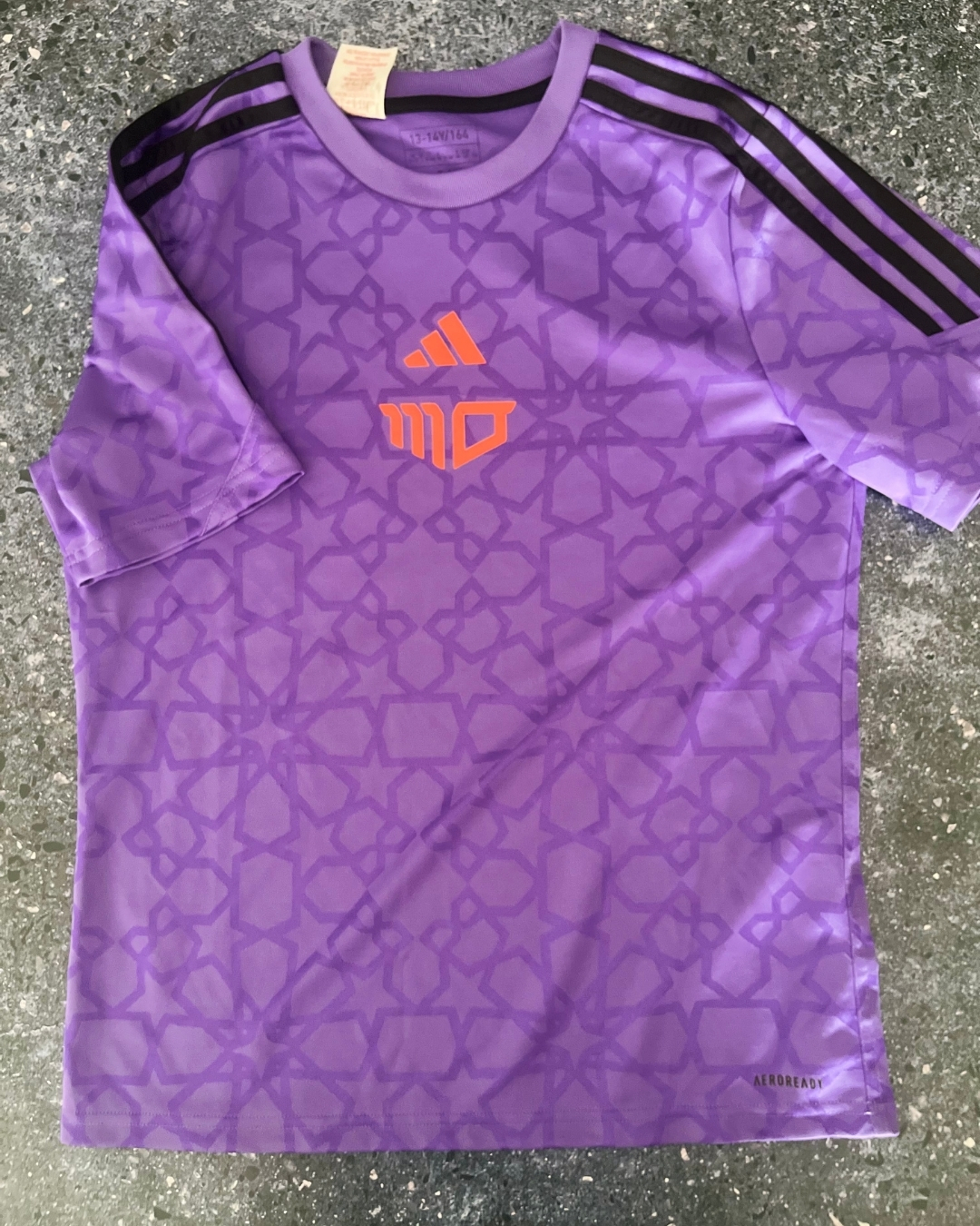 Adidas purple soccer Mo Salah jersey 13/14Y
