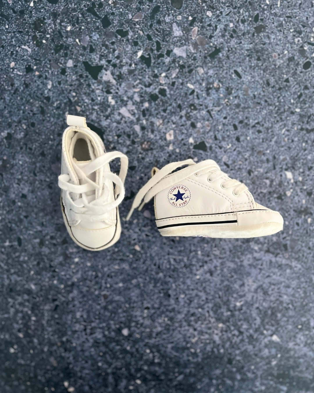Converse white shoes Size 1