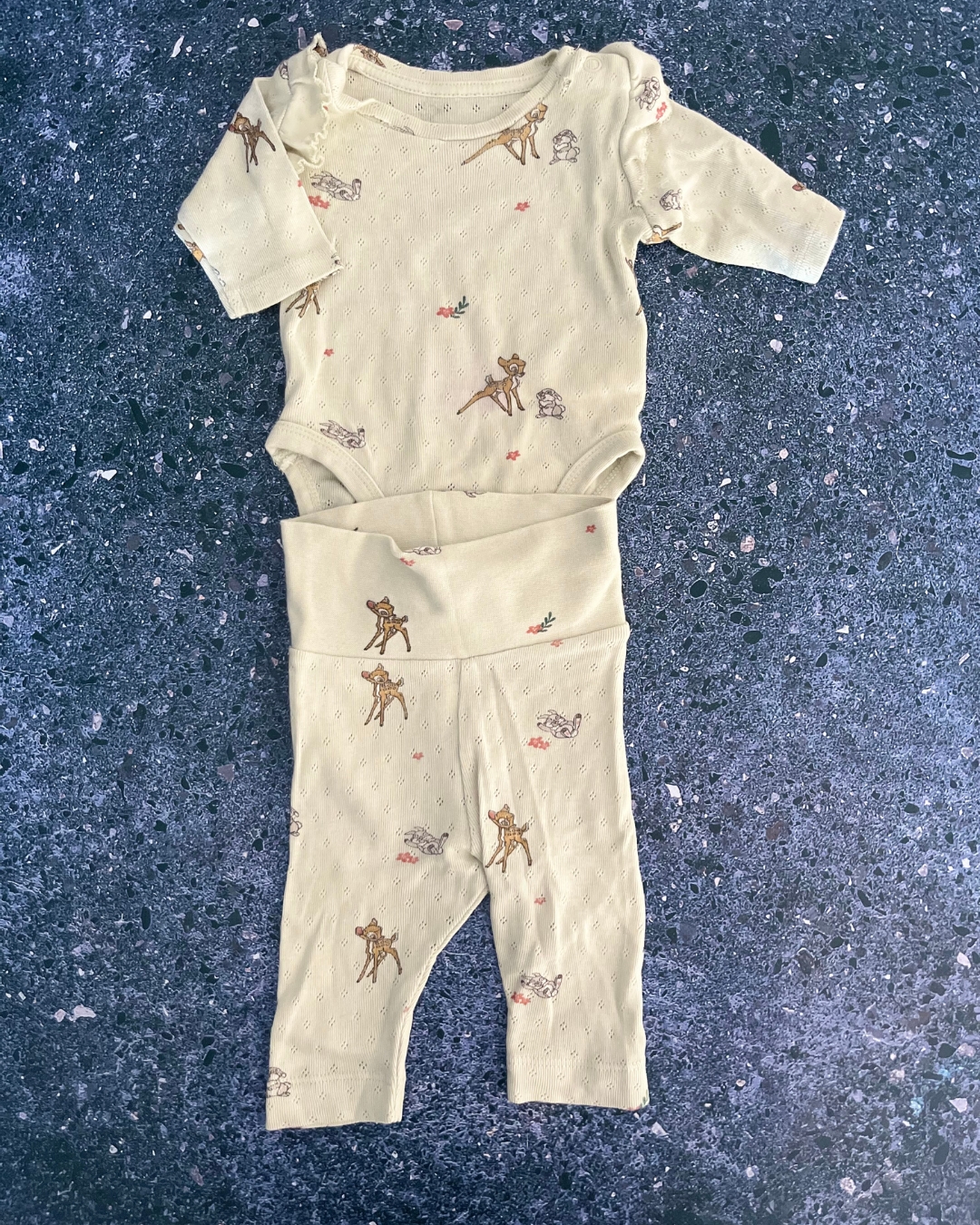 H&M green tonal deer baby grow and pants Newborn