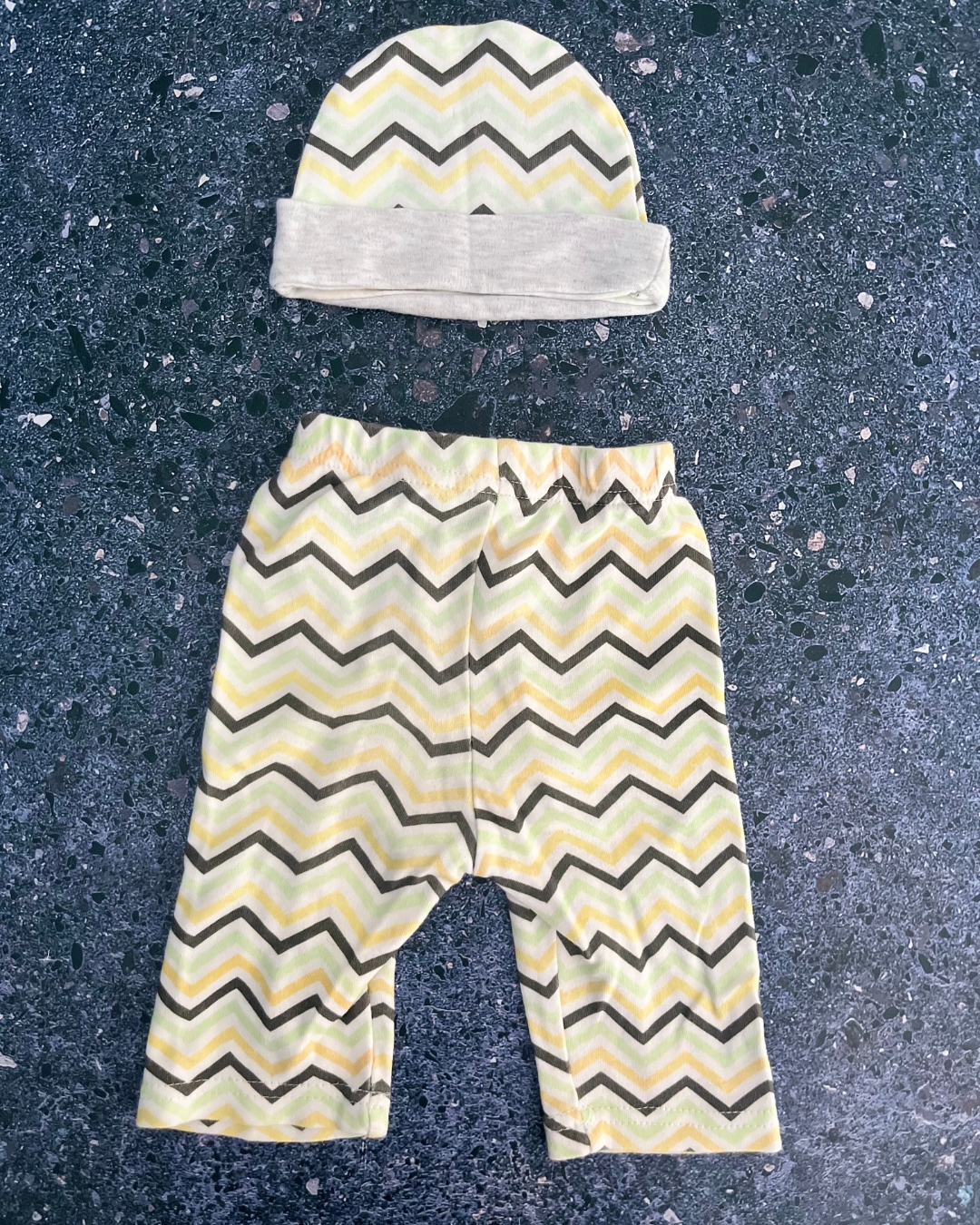 Jelly Tots white, yellow, green and brown patterned pants and hat Newborn