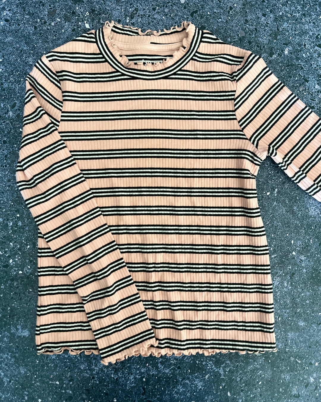 &US pink and black striped top 10Y