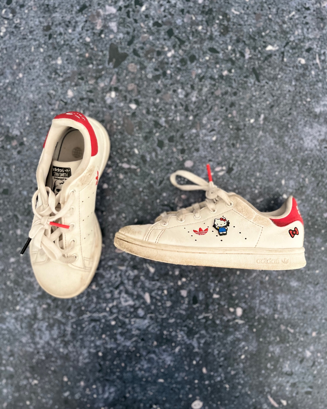 Adidas white Stan Smith Hello Kitty shoes Size 11