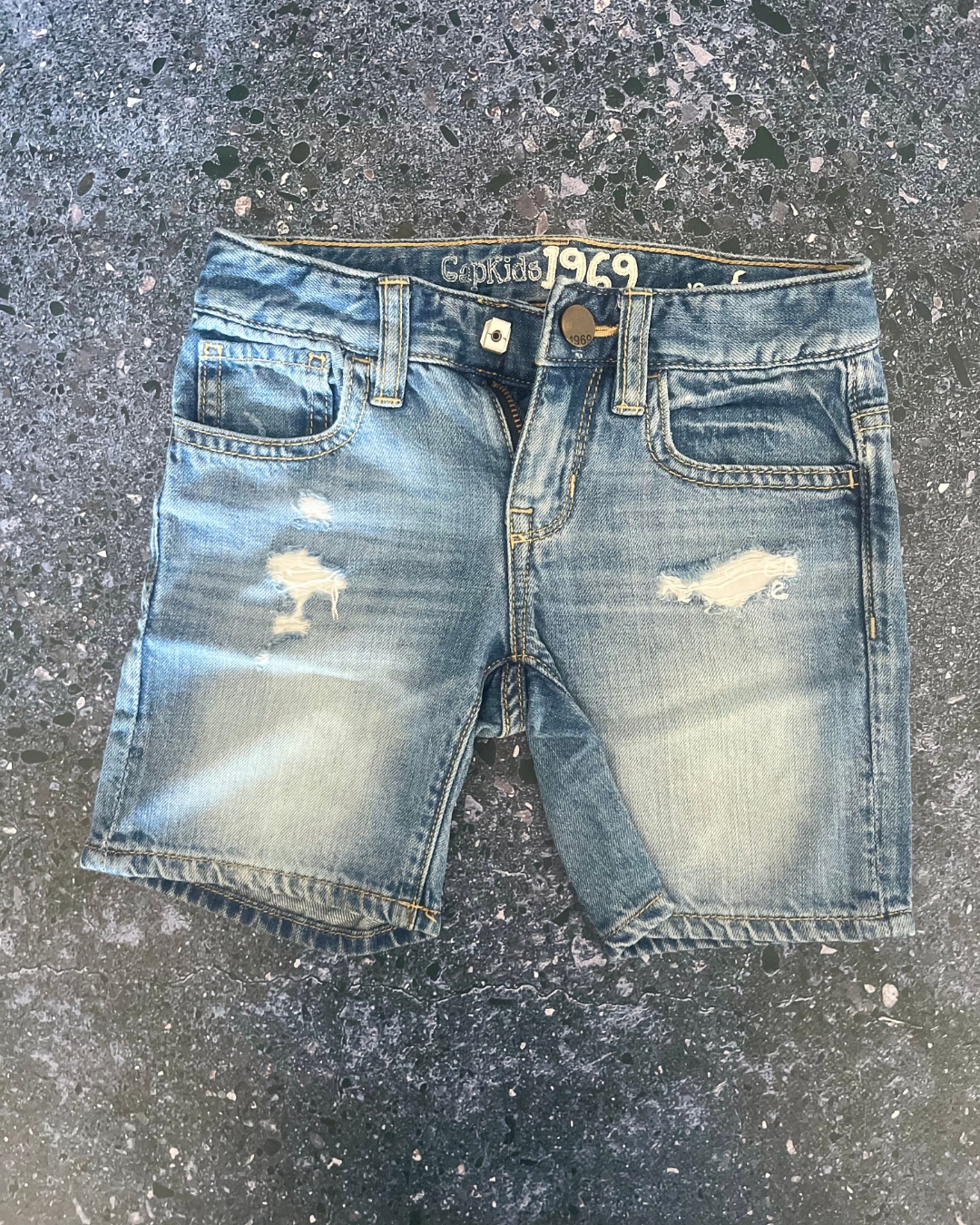 Gap blue denim shorts 5Y