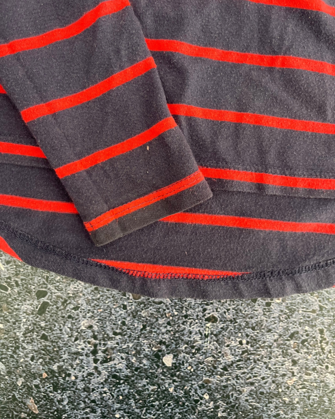 Old Navy blue and pink striped long sleeve top 6/7Y - Image 2