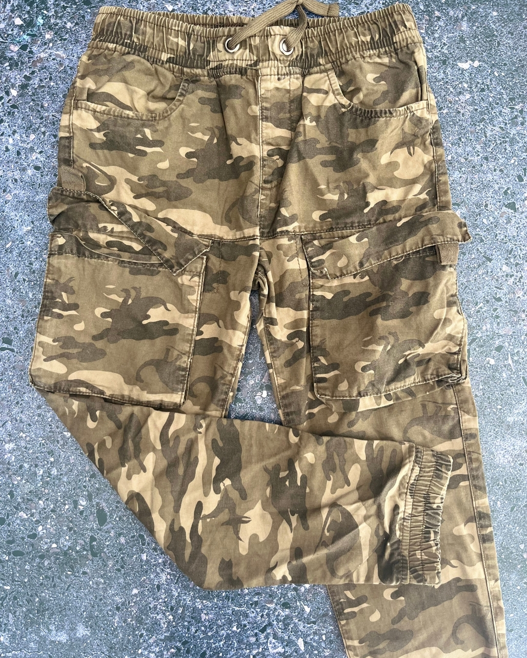 Woolworths green camo pants 9Y