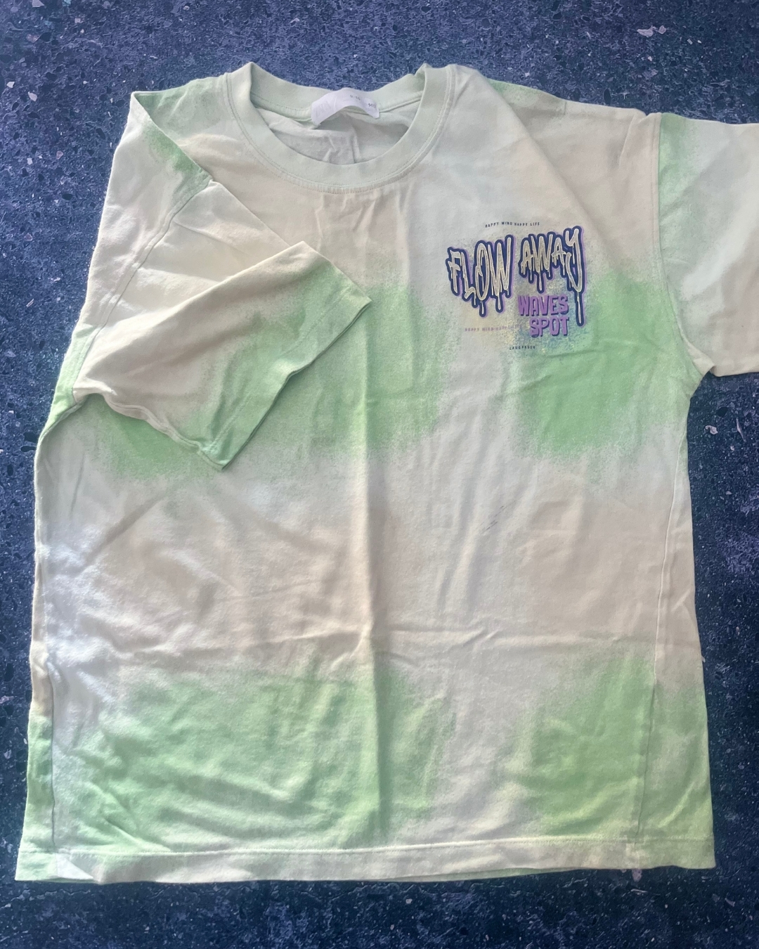Zara green and white Flown Away T-shirt 9/10Y