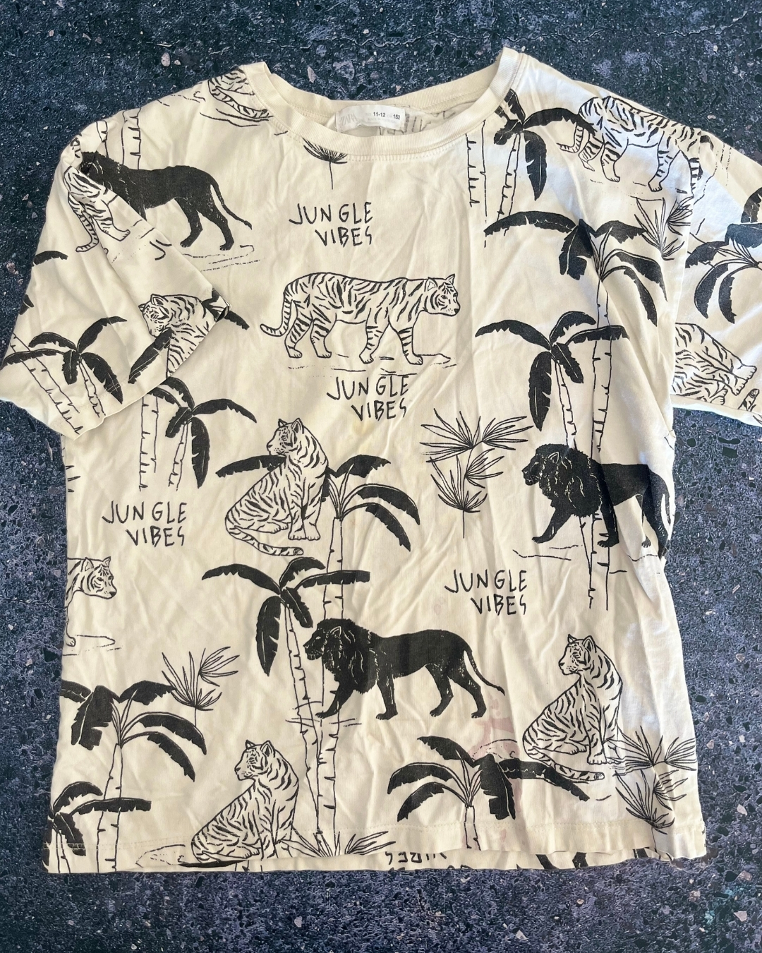 Zara white tiger T-shirt 11/12Y