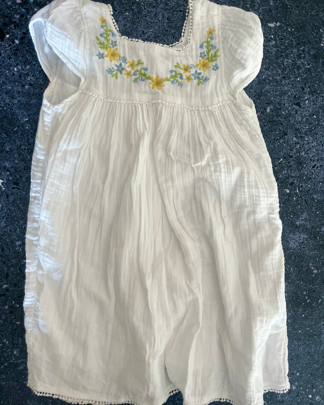 Babies & More white embroidered floral dress 7/8Y