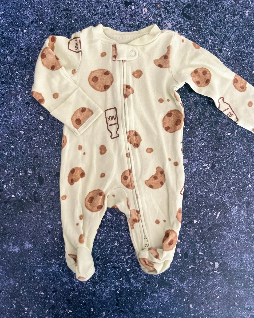 Carters green cookies onesie Newborn