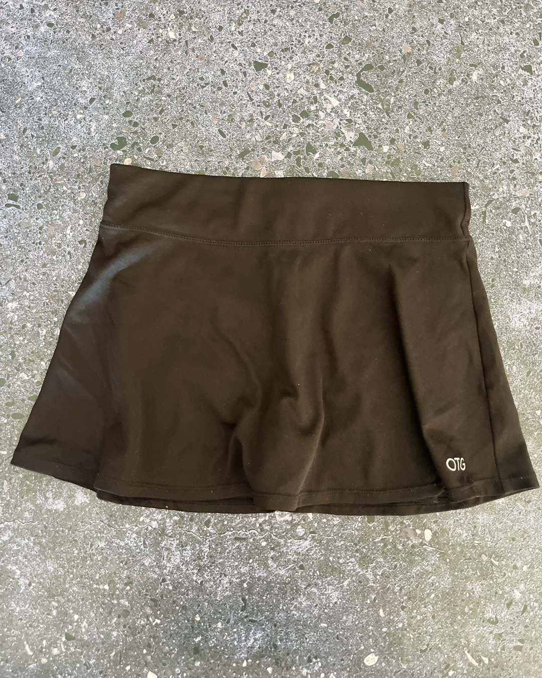 OTG black exercise skirt 13/14Y
