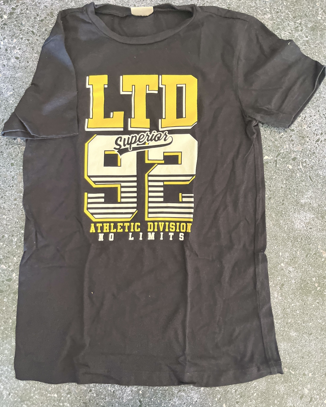 LTD black and yellow T-shirt 11/12Y