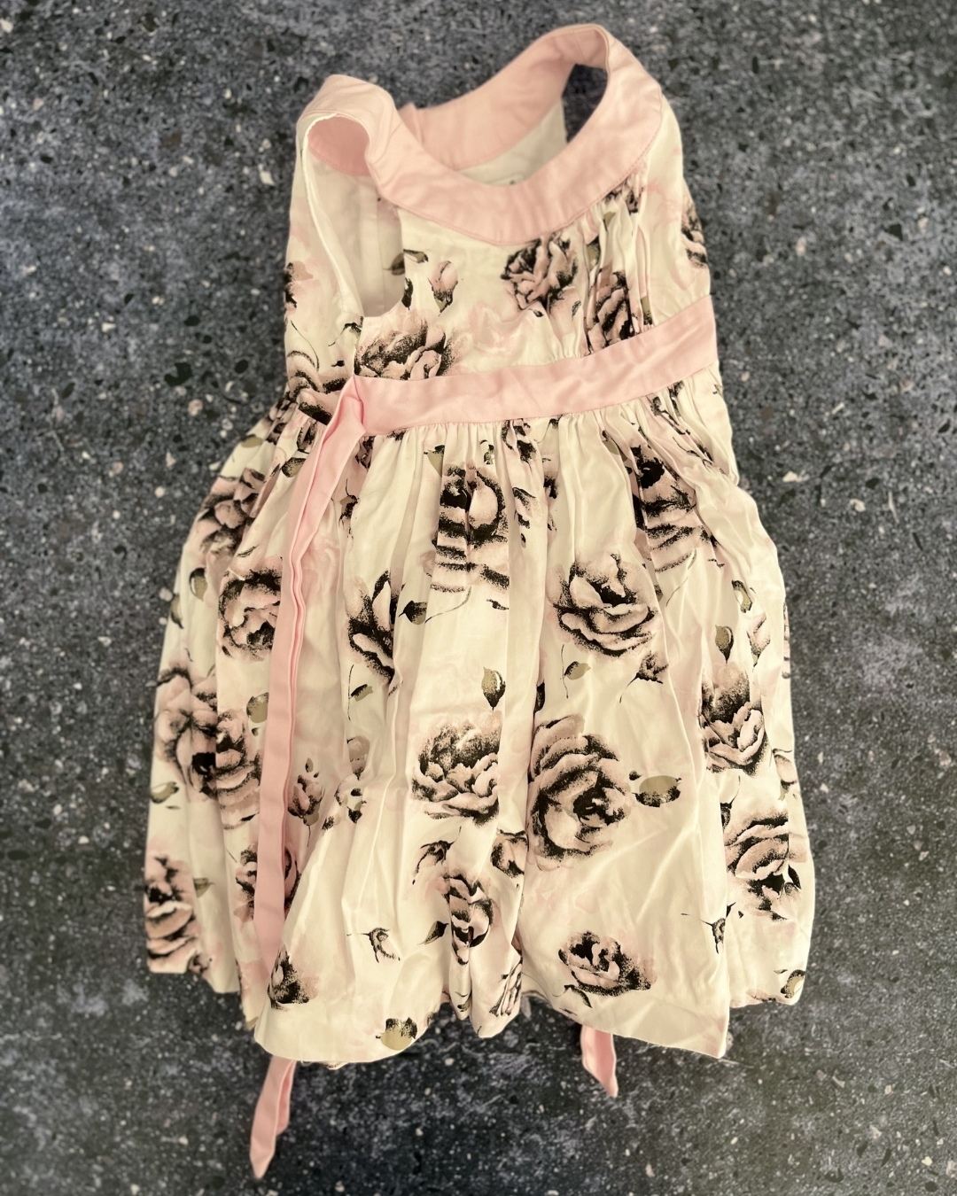 Julian's Closets pink floral dress 2Y