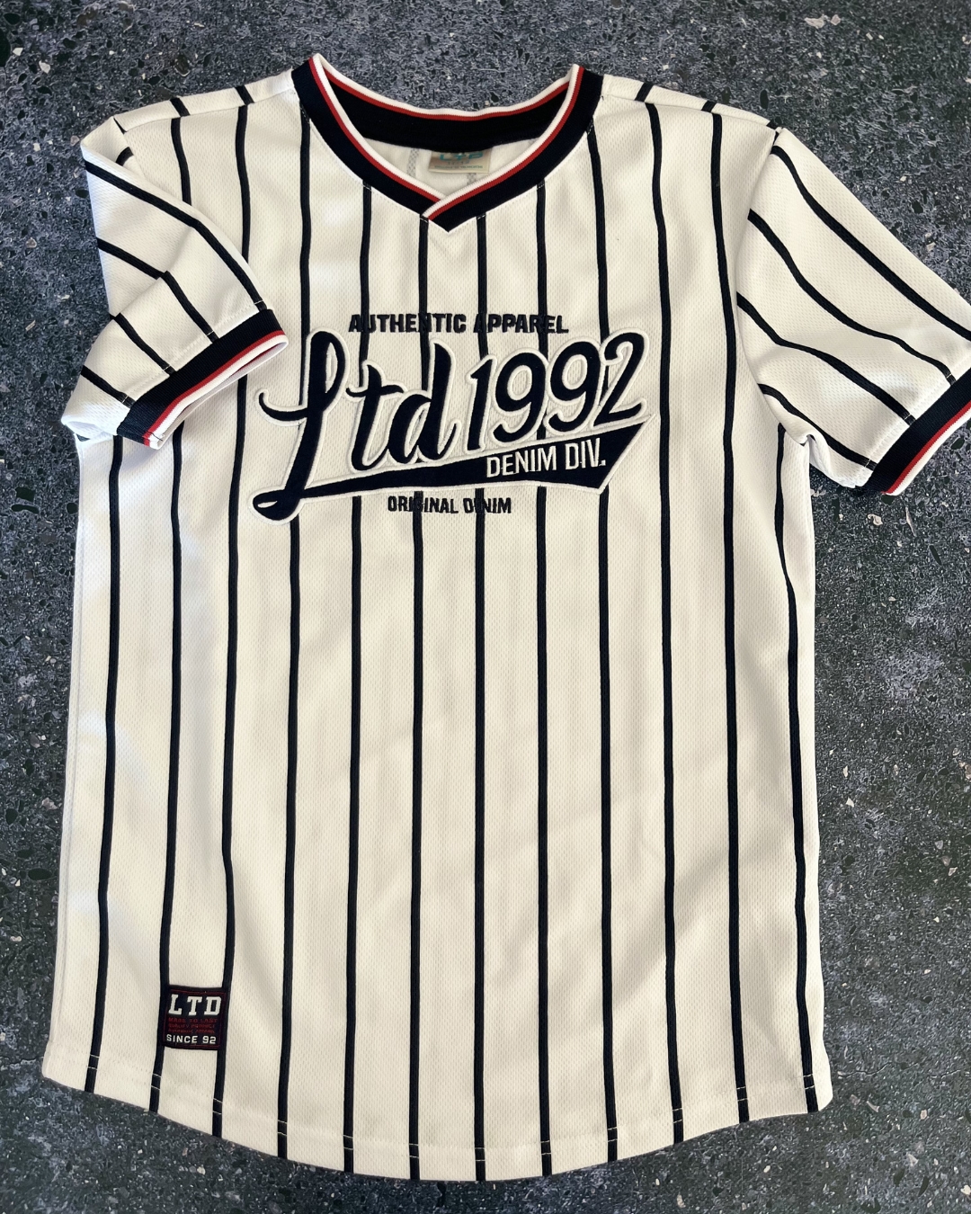 LTD white striped baseball T-shirt 11/12Y
