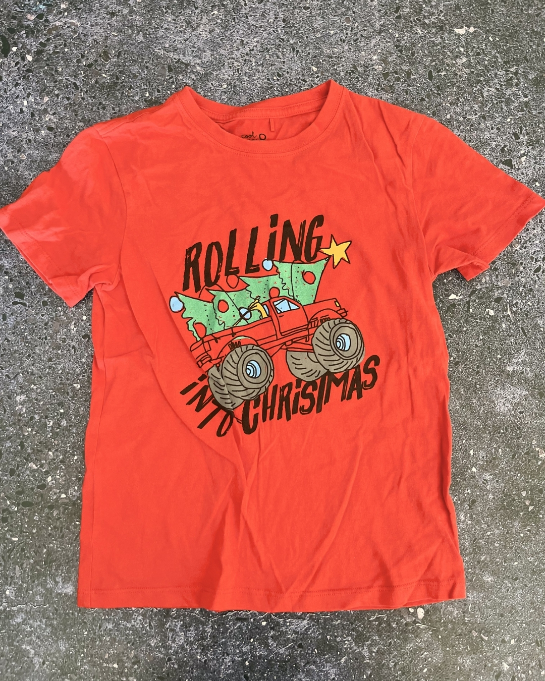 Woolworths red Rolling Christmas T-shirt 8Y