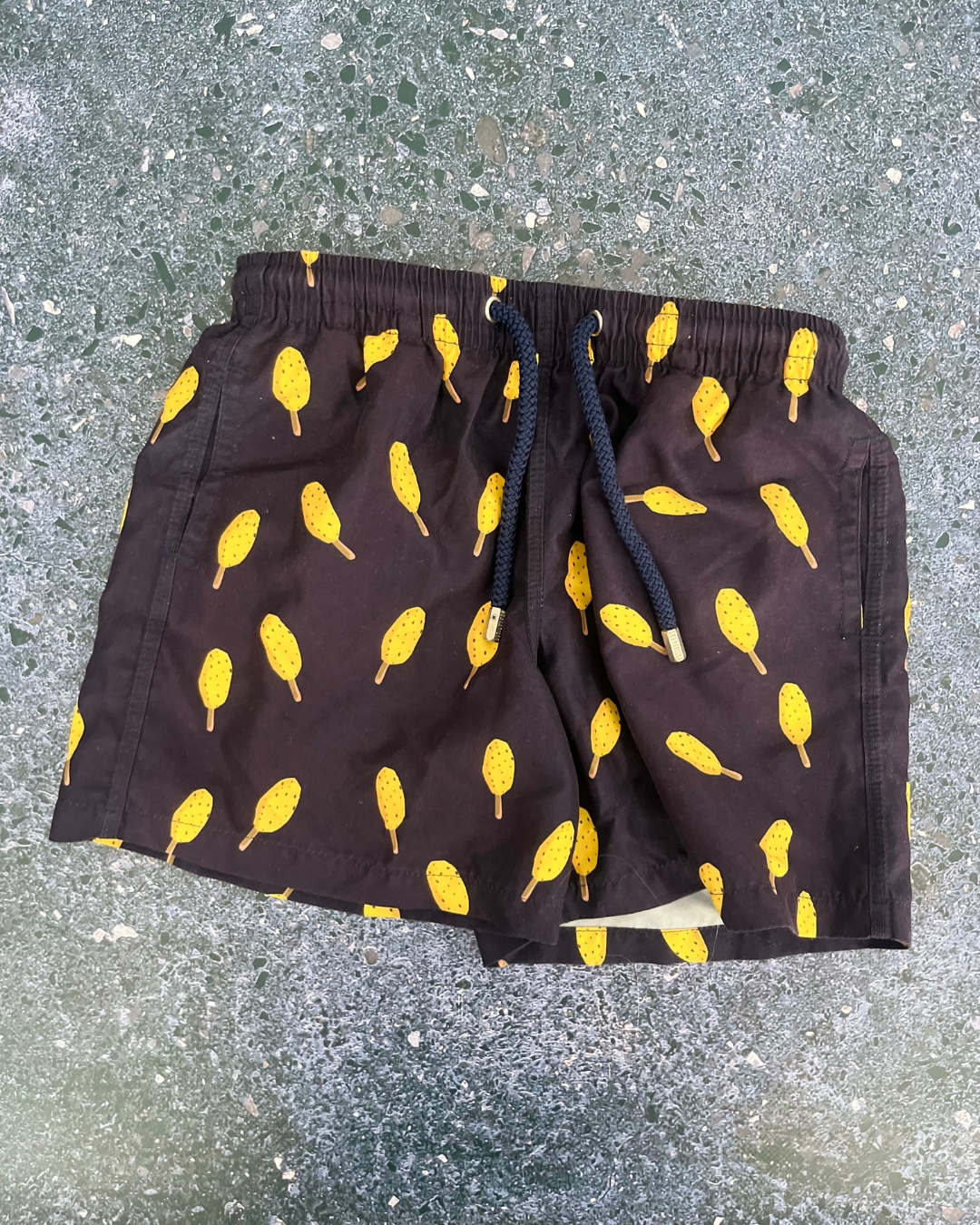 Granadilla blue lollipop board shorts 6/7Y