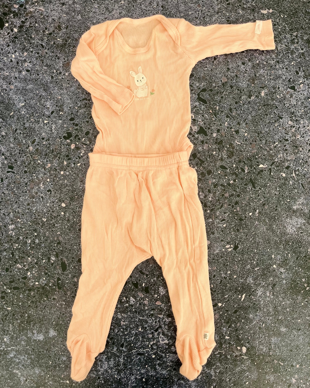 Woolworths orange ribbed bunny baby grow and pants 1/3M