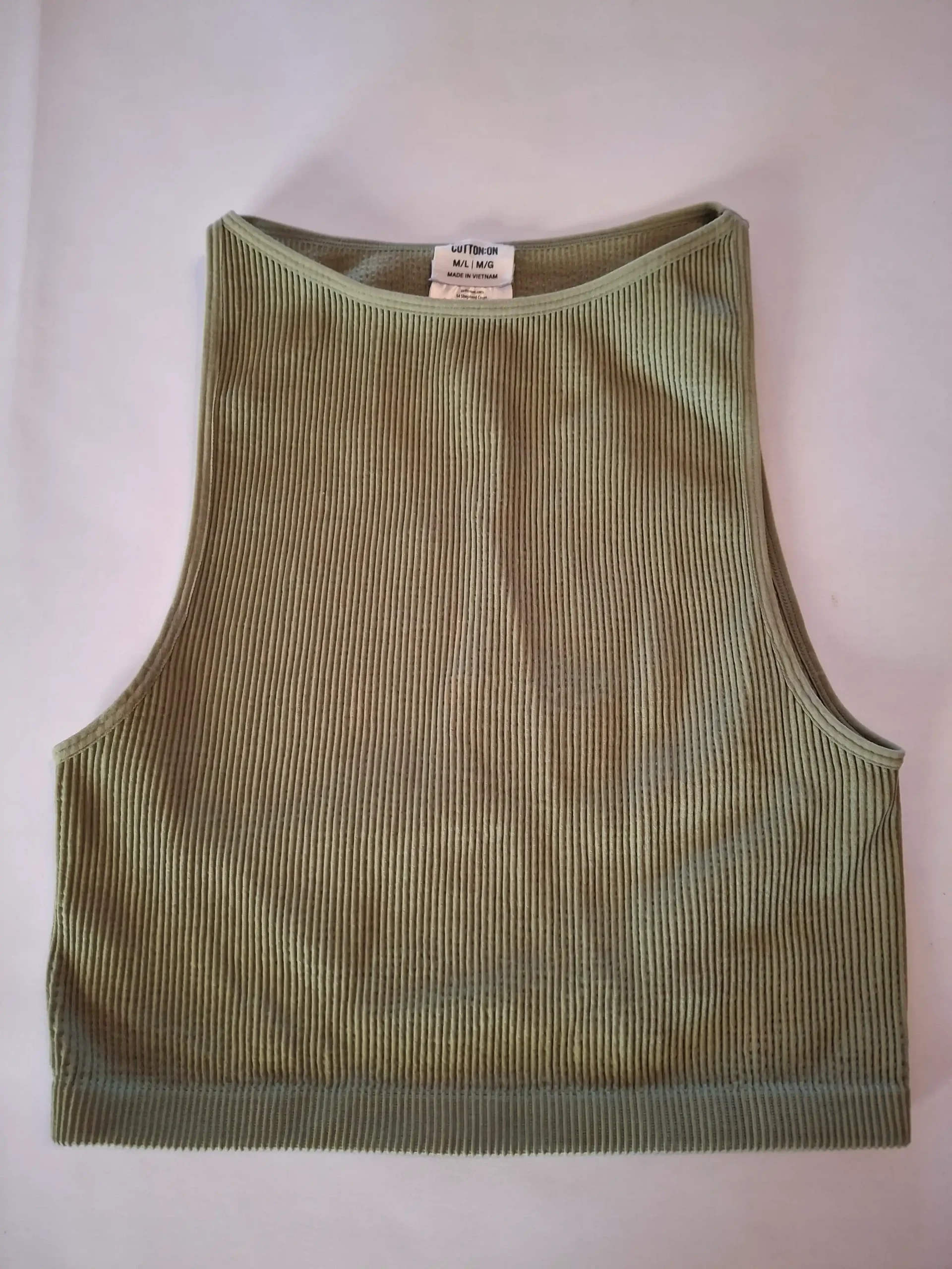 Green cropped tee size M/L