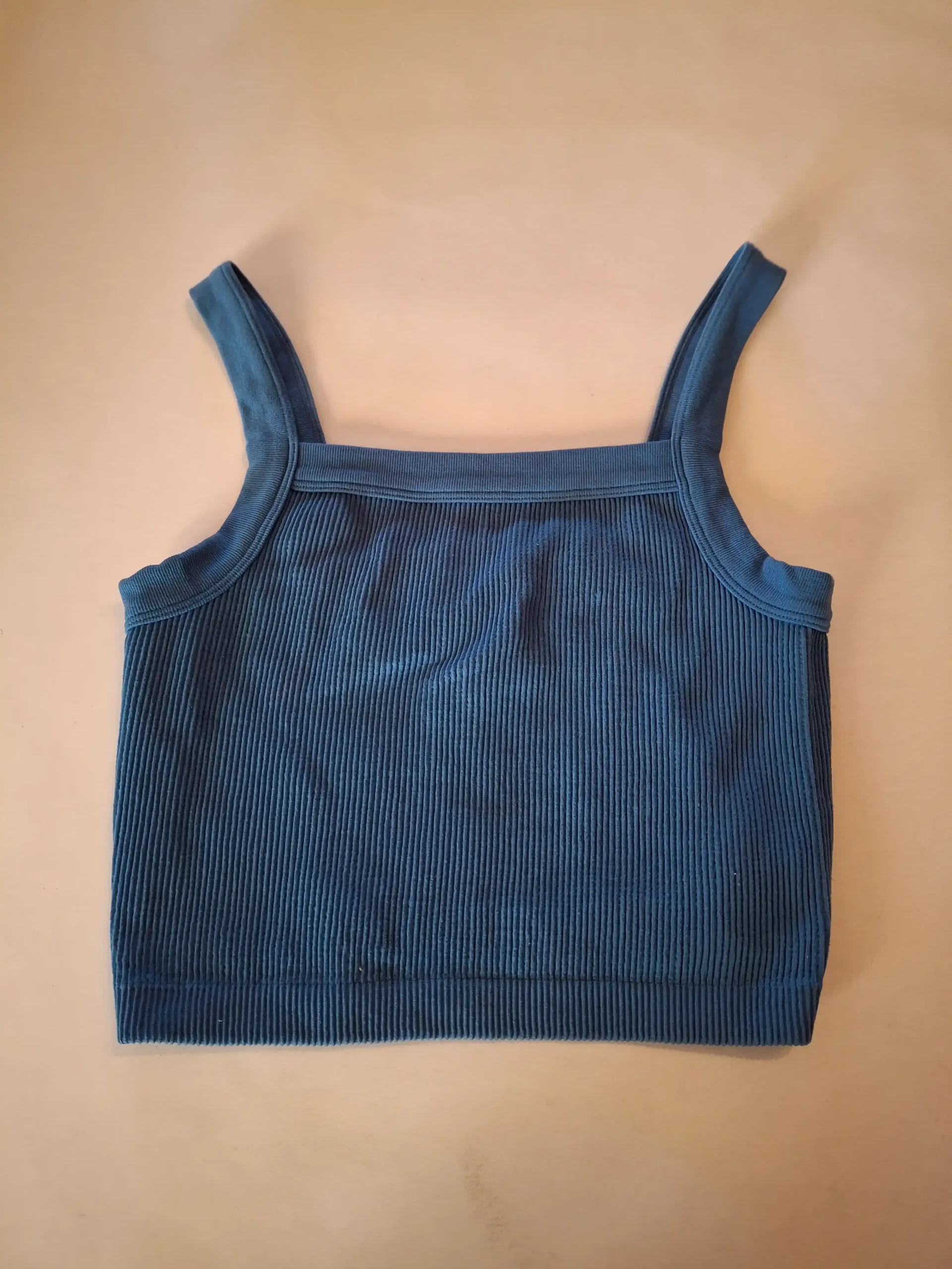 Blue cropped tee size M/L