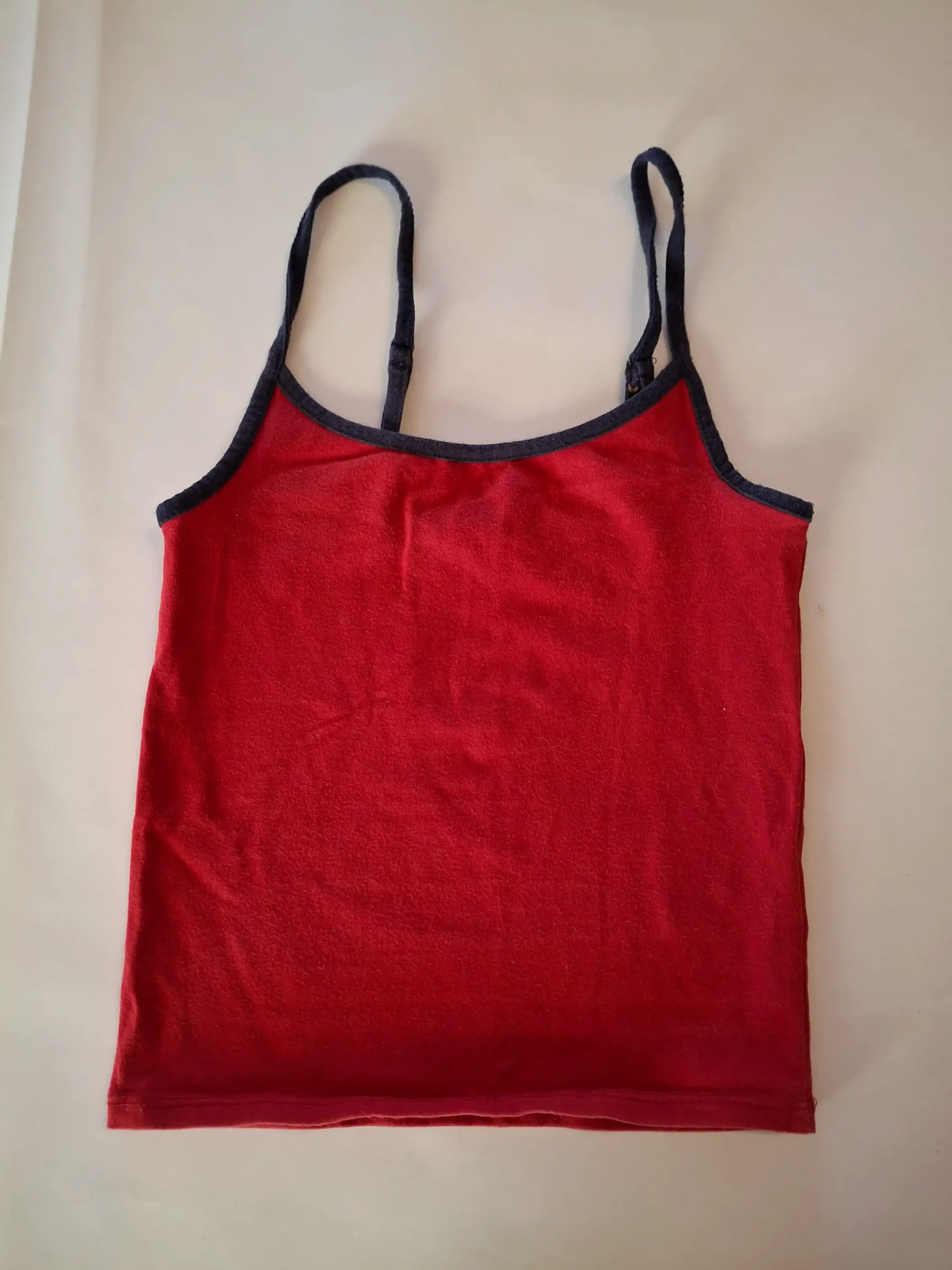 Red tee size 3XS